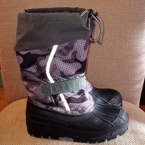L.L. Bean Camo Winter Snow Boots Size 2